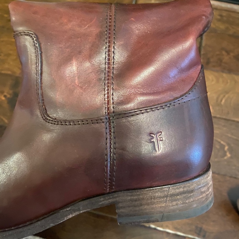 New, never worn Frye Melissa Boots size 6 brown - Picture 4 of 8